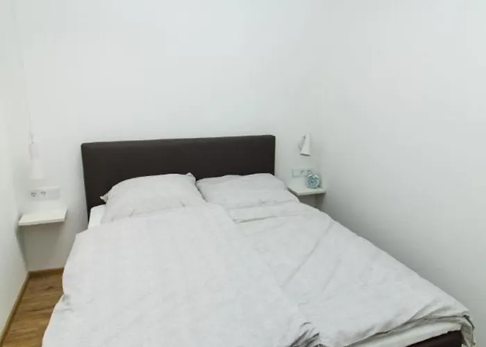 Lägenhet Ferienweingut Ulrike Thul *