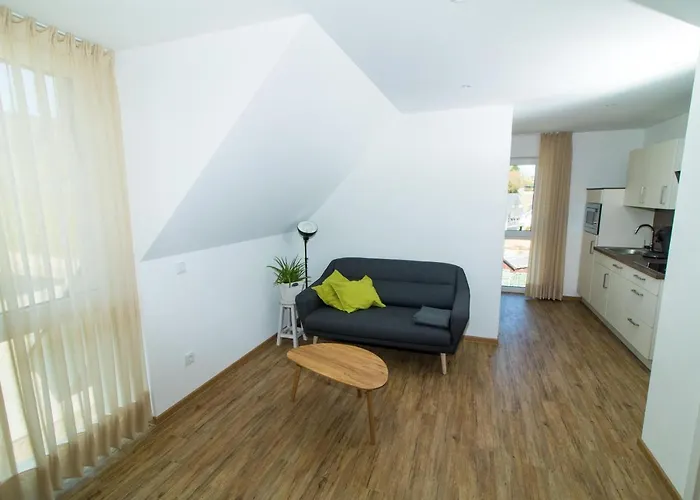 Ferienweingut Ulrike Thul * Leiwen